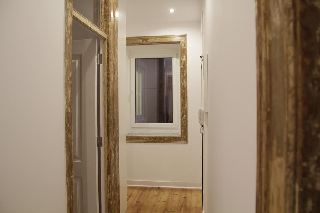 Design Duplex Apartment Ba/ Chiado Lisboa الغرفة الصورة