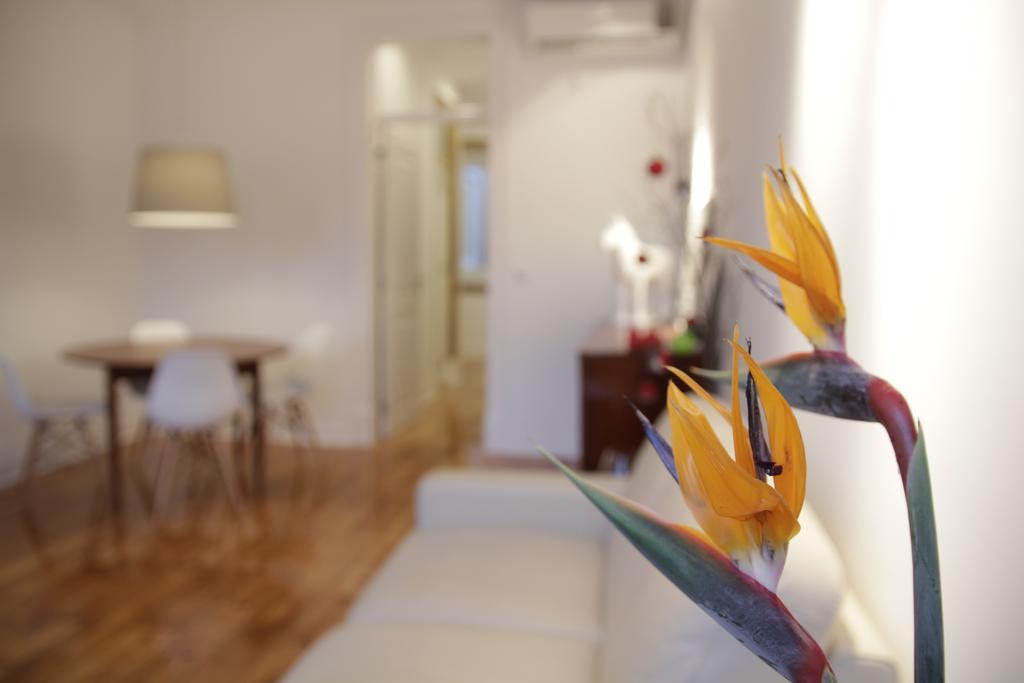 Design Duplex Apartment Ba/ Chiado Lisboa الغرفة الصورة
